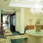 Lh Domus Caesari 酒店 4*