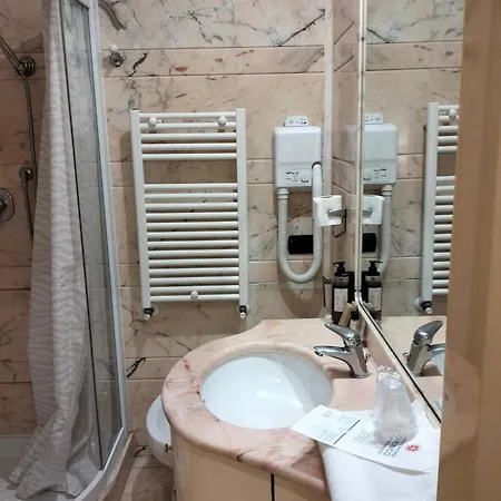 Lh Domus Caesari Hotel 4*