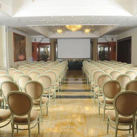 Hotel Lh Domus Caesari Marino