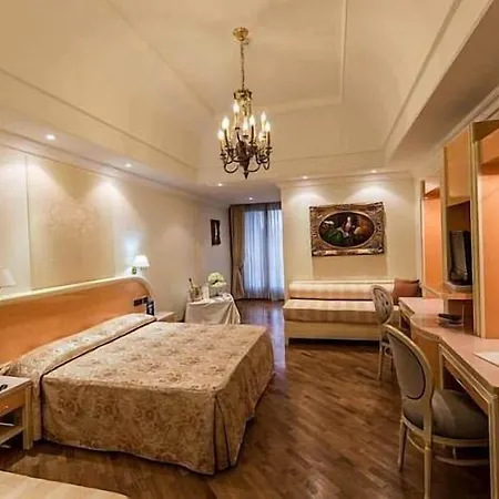 Szálloda Lh Domus Caesari Marino