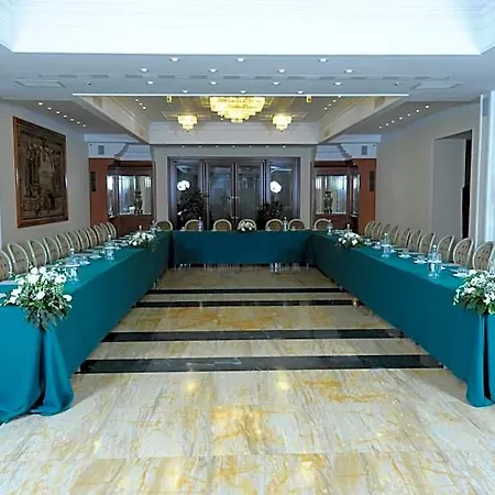 Lh Domus Caesari 호텔 4*