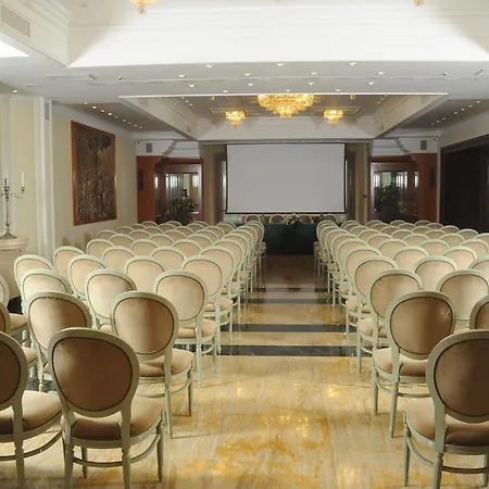 Hotel Lh Domus Caesari Marino