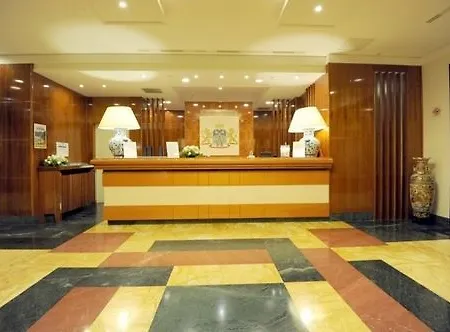 Ξενοδοχείο Lh Domus Caesari 4*