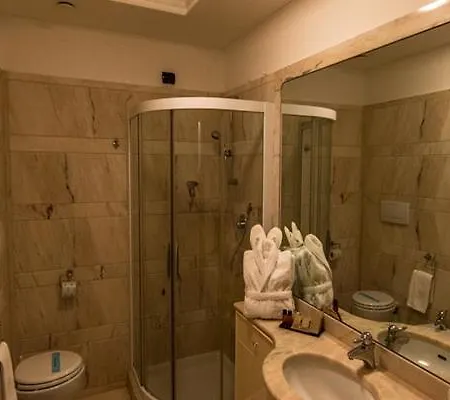 Lh Domus Caesari 4* Marino