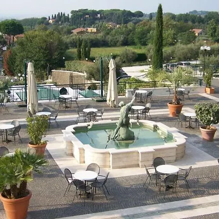 Lh Domus Caesari 4* Marino