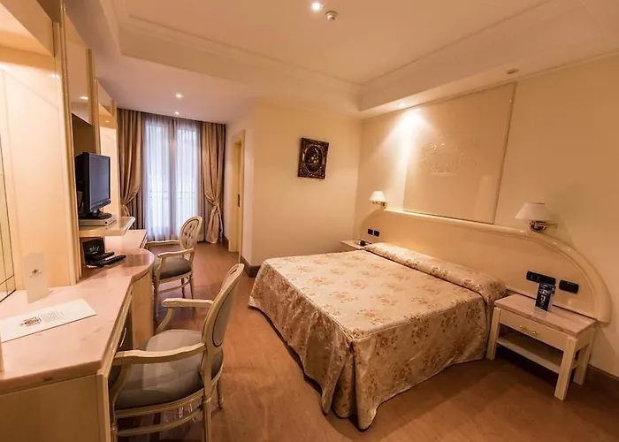 Szálloda Lh Domus Caesari Marino